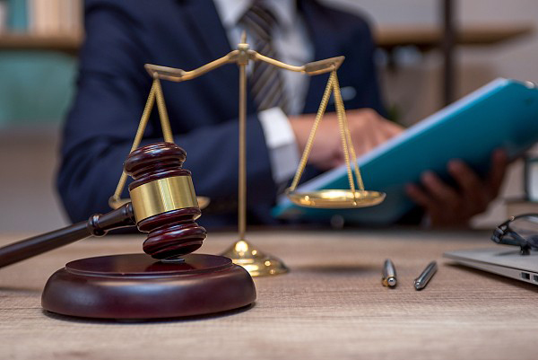 子女婚姻自由受到父母干涉是否违法